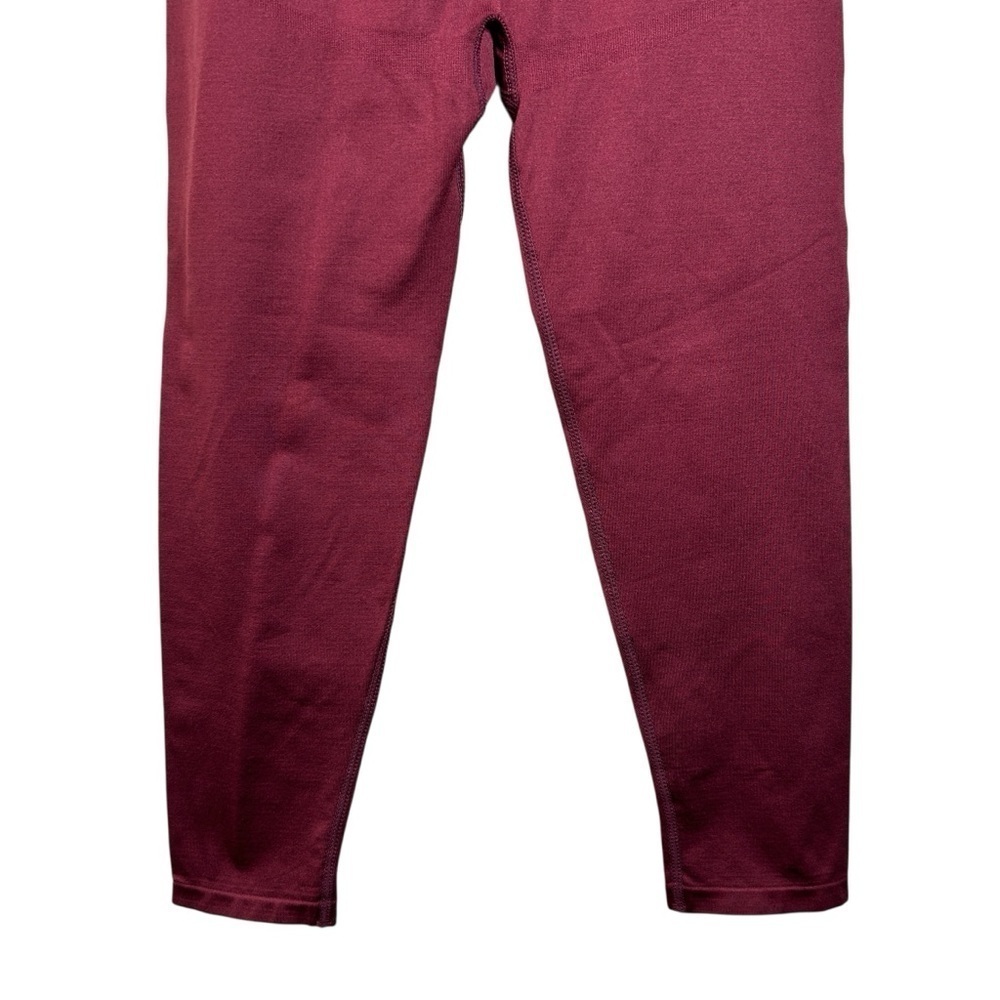 Fabletics High-Waisted Seamless Capri Leggings — Burgundy Maroon Size S (4-6) - Picture 6 of 9